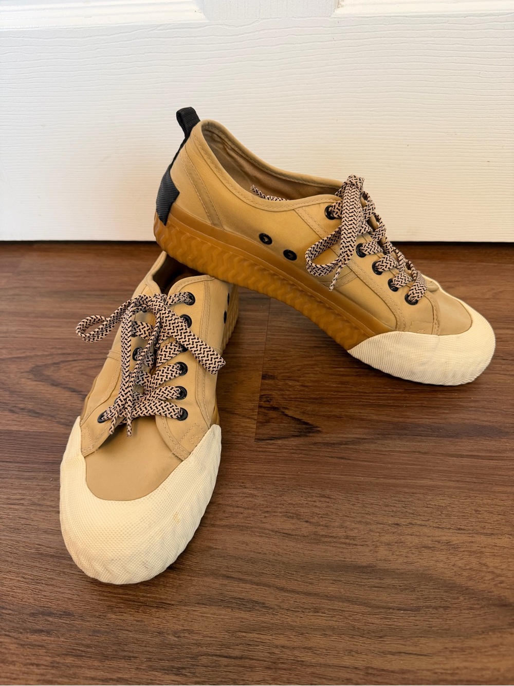 Zara Beige Contrast Thick Soled Low-Top Sneaker- Unisex